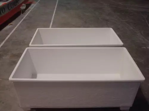 Bacs de soutirage en composite pour le secteur de la viticulture